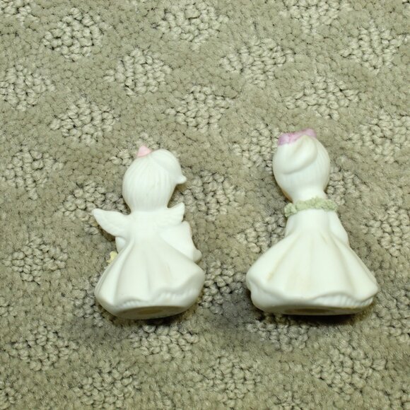 Lot Of 2 EUC Vtg Napcoware Miniature 2" Girl Figurines Flower Drum Bone China - Picture 9 of 9